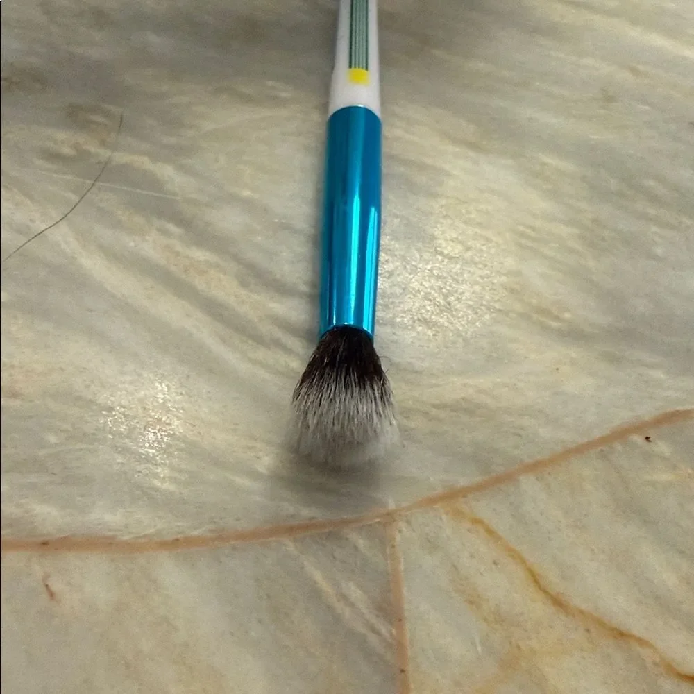 Tarte Eyeshadow Blending Brush Teal Metallic Ferrule Striped Handle